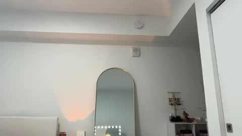 Snapshot of elenahere4u chatting on 17, 4, 2026 Elena online show from 17, 4, 2026