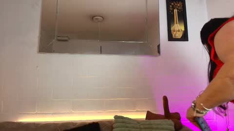 elenna_boobs_ online show from 1, 10, 2025