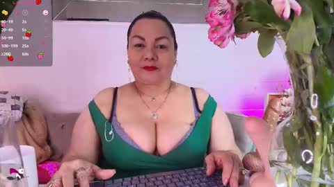 elenna_boobs_ online show from 8, 10, 2025