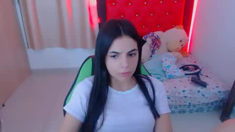 agnes online show from 15, 12, 2024