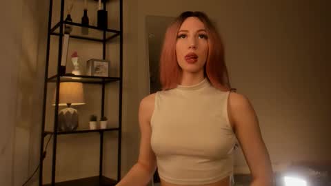 Elfie online show from 16, 11, 2025