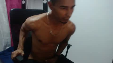 Snapshot of elherrero2024 chatting on 12, 12, 2024 elherrero2024 online show from 12, 12, 2024