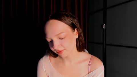 Ella online show from 7, 12, 2024