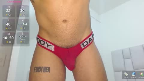 Snapshot of elianfoxter chatting on 16, 12, 2025 ---Elian--- online show from 16, 12, 2025