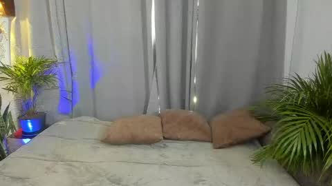 Snapshot of eliann_adam chatting on 19, 4, 2026 eliann_adam online show from 19, 4, 2026