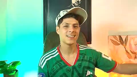 elias_salvatore_ online show from 25, 6, 2026