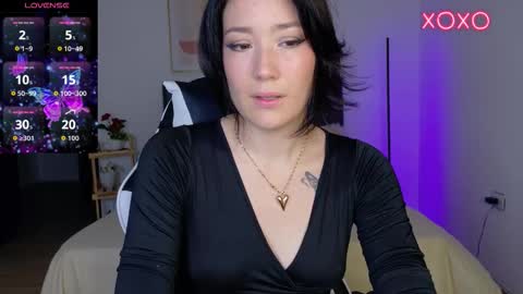 eliiih_ online show from 18, 10, 2025