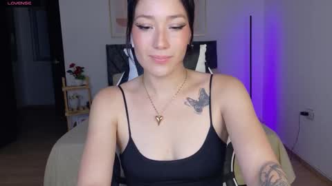 eliiih_ online show from 21, 10, 2025