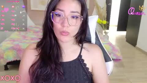 eliiih_ online show from 23, 7, 2026