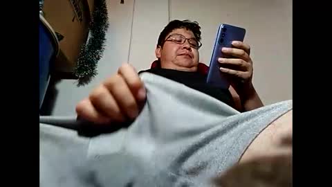 Snapshot of elimposstor chatting on 3, 1, 2025 elimposstor online show from 3, 1, 2025