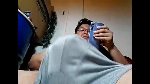 Snapshot of elimposstor chatting on 3, 1, 2025 elimposstor online show from 3, 1, 2025