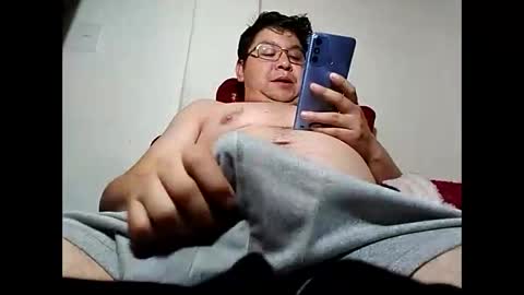 Snapshot of elimposstor chatting on 16, 1, 2025 elimposstor online show from 16, 1, 2025