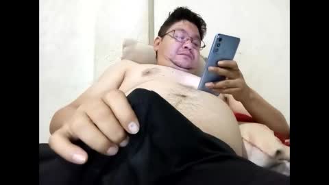 Snapshot of elimposstor chatting on 8, 11, 2025 elimposstor online show from 8, 11, 2025