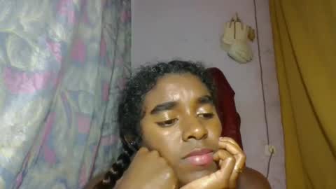 elina981 online show from 15, 4, 2026