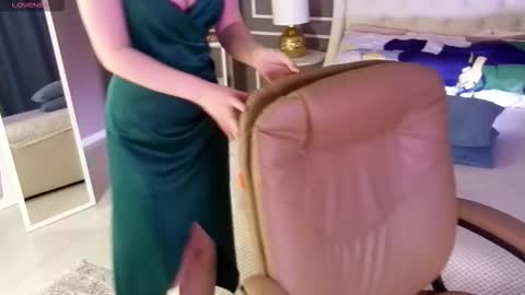 Snapshot of elina_nortas chatting on 3, 10, 2025 Elina online show from 3, 10, 2025