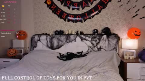 Elina online show from 27, 10, 2025