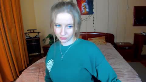 elinor_faith online show from 2, 2, 2025