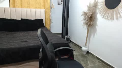 Snapshot of elio_collem chatting on 5, 5, 2026 ELIO online show from 5, 5, 2026
