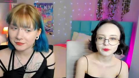 Snapshot of elira_vane chatting on 4, 5, 2026 Elira Vane online show from 4, 5, 2026