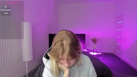 Snapshot of elira_vane chatting on 14, 7, 2026 Elira Vane online show from 14, 7, 2026