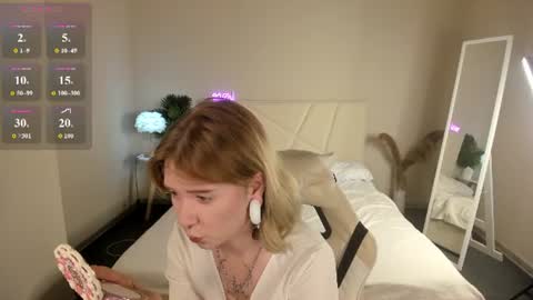 Snapshot of elira_vane chatting on 22, 7, 2026 Elira Vane online show from 22, 7, 2026