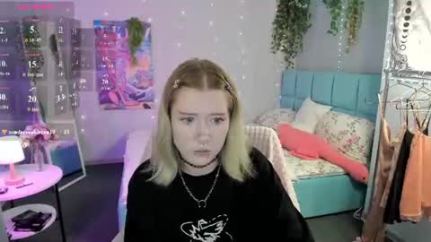 Snapshot of elira_vane chatting on 24, 7, 2026 Elira Vane online show from 24, 7, 2026