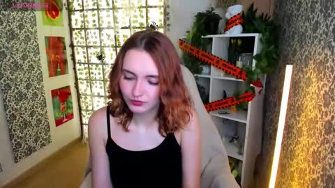 Snapshot of elis_cherry chatting on 11, 11, 2025 Elis online show from 11, 11, 2025