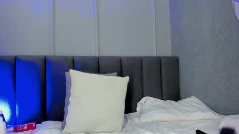 Snapshot of elisa_castrillon chatting on 9, 3, 2025 Elisa online show from 9, 3, 2025