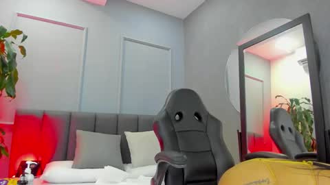 Snapshot of elisa_castrillon chatting on 19, 10, 2025 Elisa online show from 19, 10, 2025