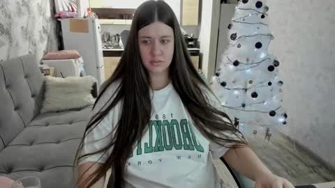 Aletta Oushen online show from 5, 1, 2026