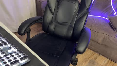 Snapshot of elisa_north chatting on 11, 2, 2025 Elisa North online show from 11, 2, 2025