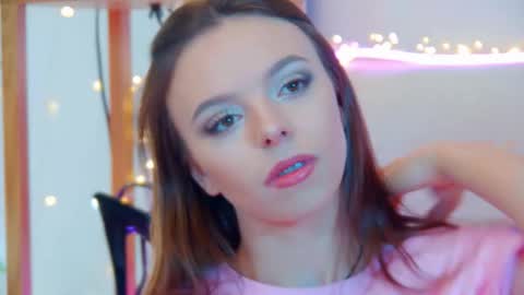 ElisabethDavis online show from 13, 9, 2025