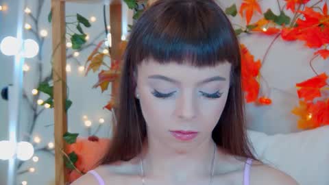 ElisabethDavis online show from 5, 10, 2025