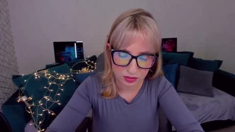 Elisabeth online show from 10, 2, 2025