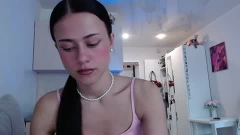 Snapshot of eliscuteblonde chatting on 12, 6, 2026 Elis online show from 12, 6, 2026