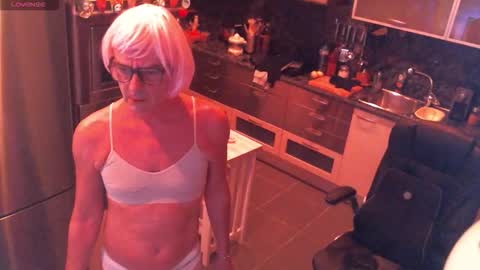 Barbie online show from 17, 11, 2025