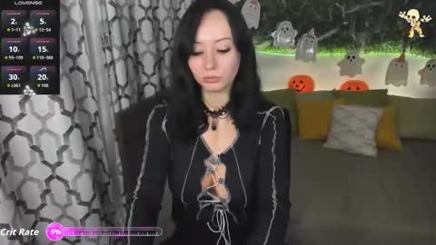 EliseRoyalty online show from 1, 11, 2025