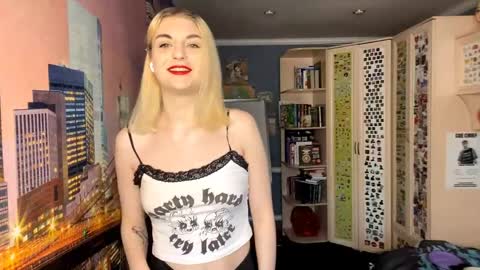 Snapshot of elishamanon chatting on 5, 5, 2026 Kate online show from 5, 5, 2026