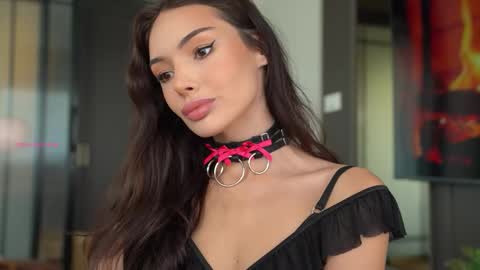 Snapshot of elisonnina chatting on 6, 10, 2025 Nina online show from 6, 10, 2025