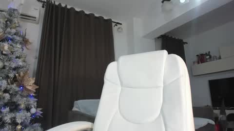 Snapshot of elissavibe chatting on 4, 12, 2024 Elisa  Promotion   online show from 4, 12, 2024