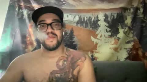 Snapshot of elitealex87 chatting on 28, 10, 2025 elitealex87 online show from 28, 10, 2025
