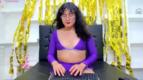 elith_berry69_ online show from 13, 1, 2025