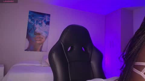 Snapshot of eliza_eup69 chatting on 16, 10, 2025 ELIZA online show from 16, 10, 2025