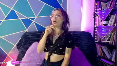 Snapshot of elizabeht_911 chatting on 8, 7, 2026 elizabeht_911 online show from 8, 7, 2026
