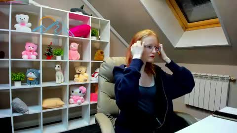 Snapshot of elizabeth_harpper chatting on 3, 1, 2025 Elizabeth online show from 3, 1, 2025