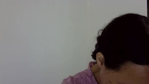 Elizabeth Martinez  online show from 19, 9, 2025