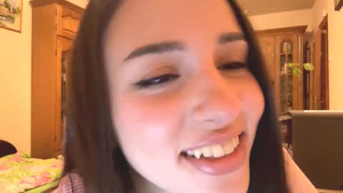 Mia online show from 13, 11, 2025