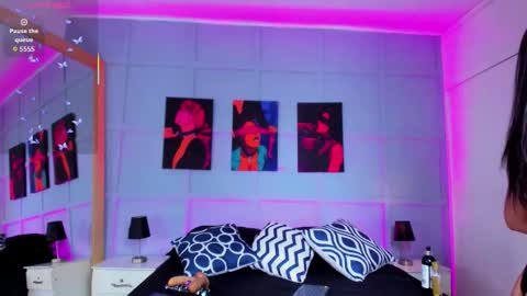 Snapshot of elizabethsantos chatting on 15, 12, 2025 Elizabeth online show from 15, 12, 2025