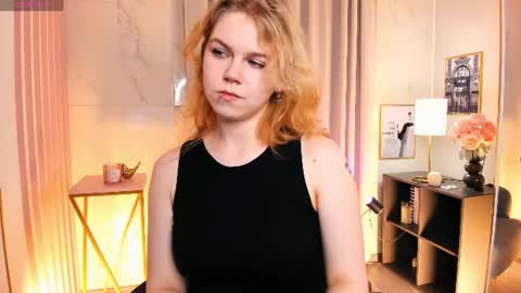 Snapshot of elizabethvane chatting on 18, 6, 2026 Elizabeth online show from 18, 6, 2026