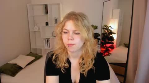 Snapshot of elizabethvane chatting on 25, 6, 2026 Elizabeth online show from 25, 6, 2026